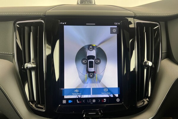 Used Volvo XC60 2024 for sale - 76265632: Photo 16