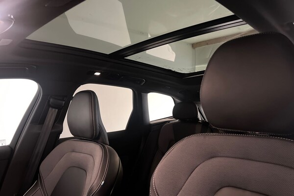 Used Volvo XC60 2024 for sale - 76265632: Photo 28