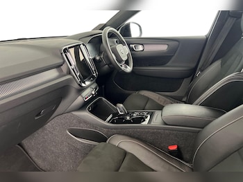 Used Volvo XC40 2021 for sale - 78804369: Photo