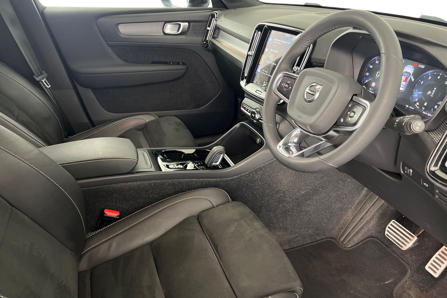 Used Volvo XC40 2021 for sale - 76652344: Photo 10