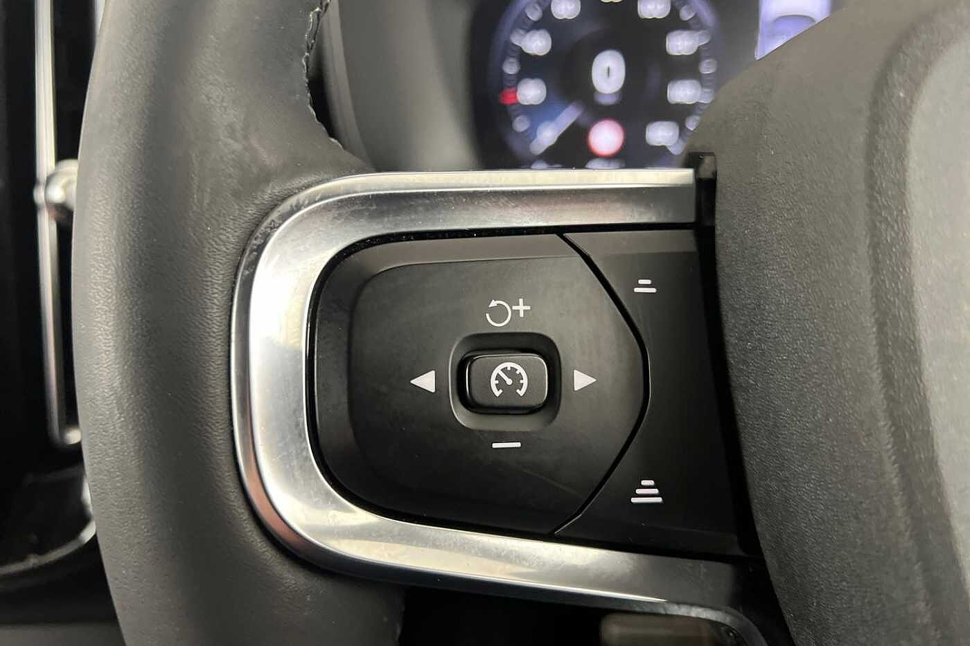 Used Volvo XC40 2021 for sale - 76652344: Photo 11