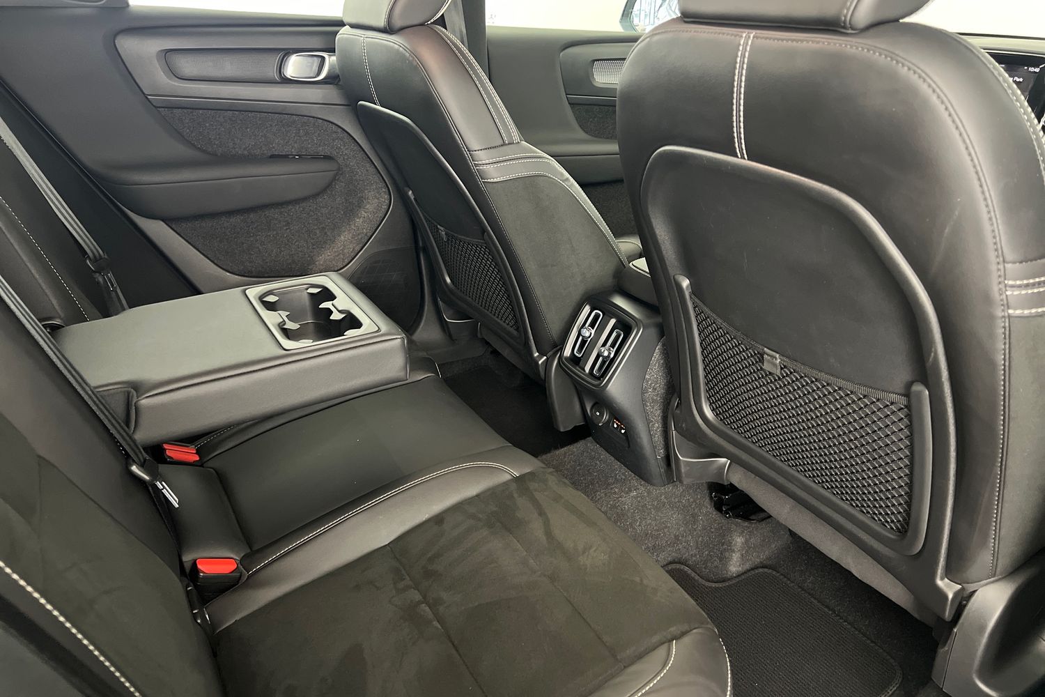 Used Volvo XC40 2021 for sale - 76652344: Photo 28