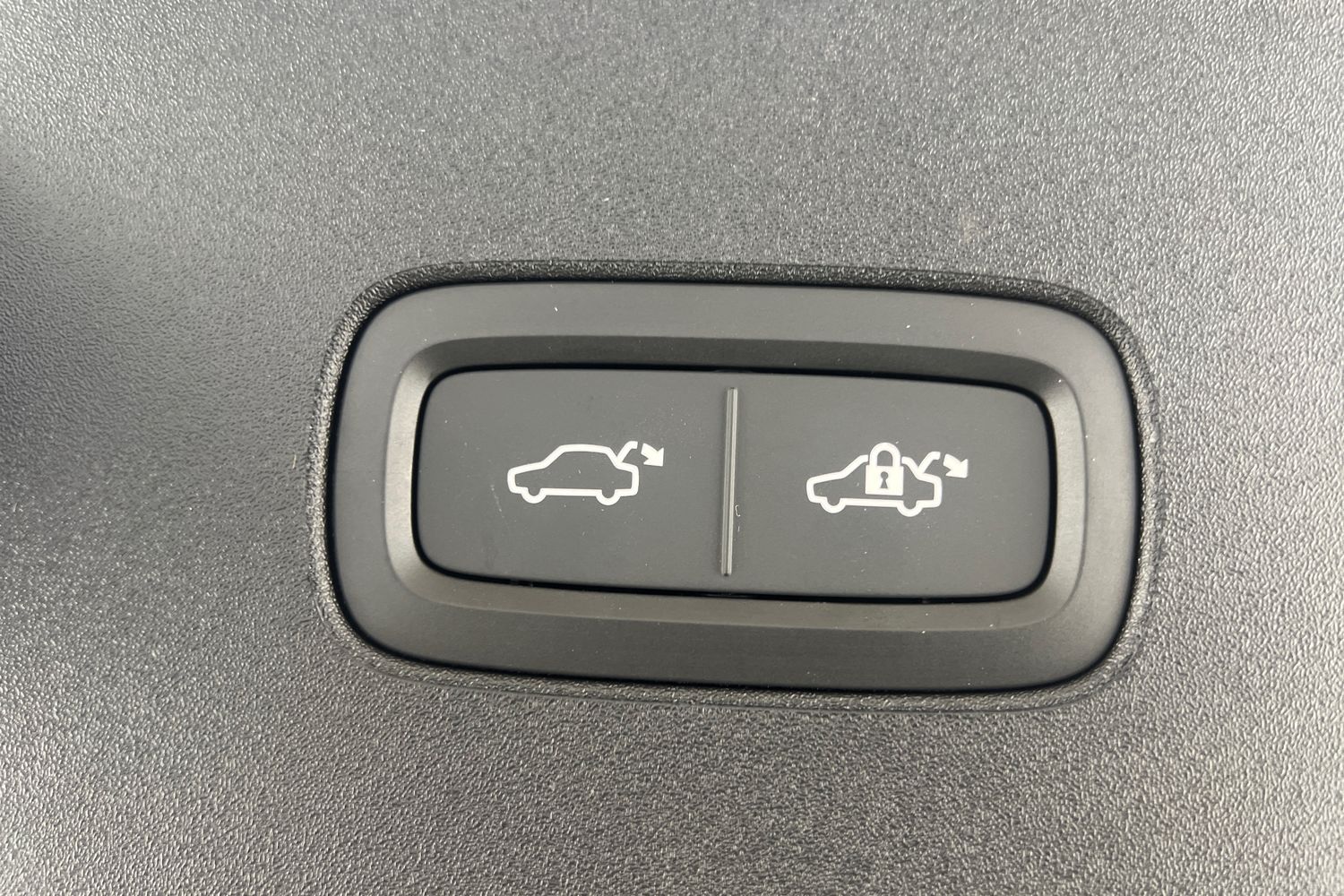 Used Volvo EX90 2025 for sale - 76984000: Photo 22