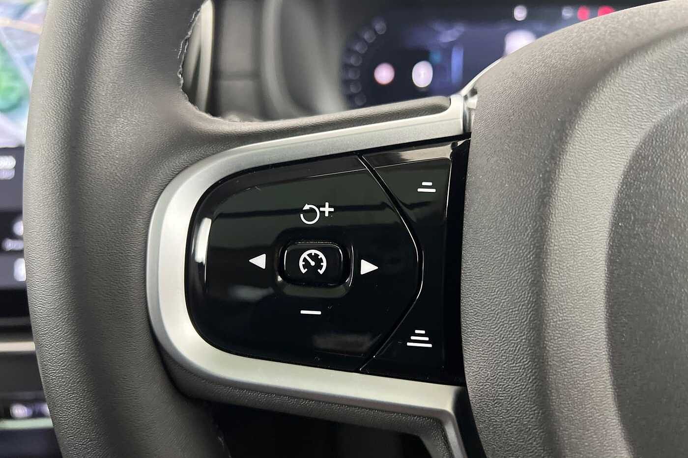 Used Volvo XC90 2025 for sale - 76008124: Photo 11