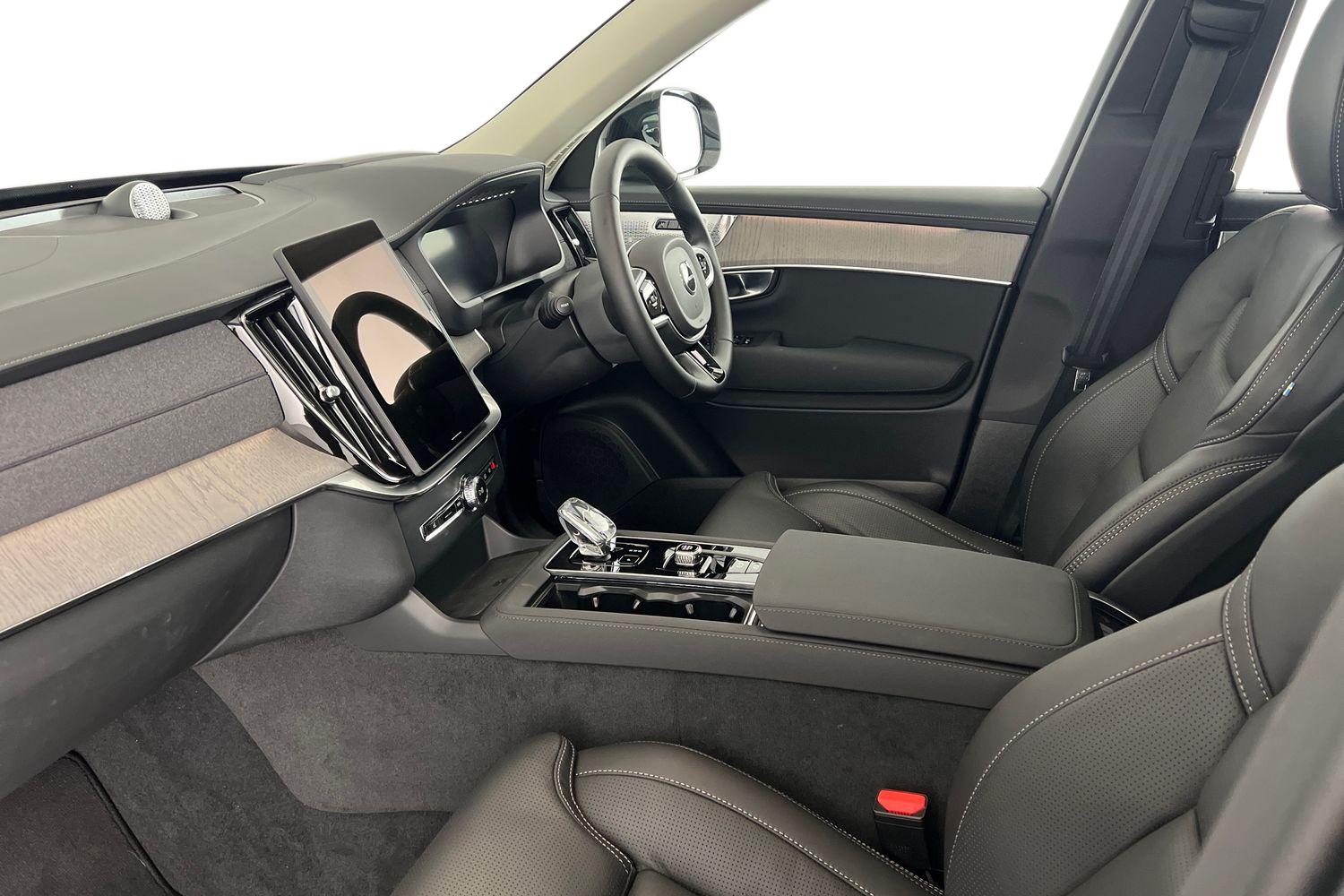 Used Volvo XC90 2025 for sale - 76008124: Photo 2