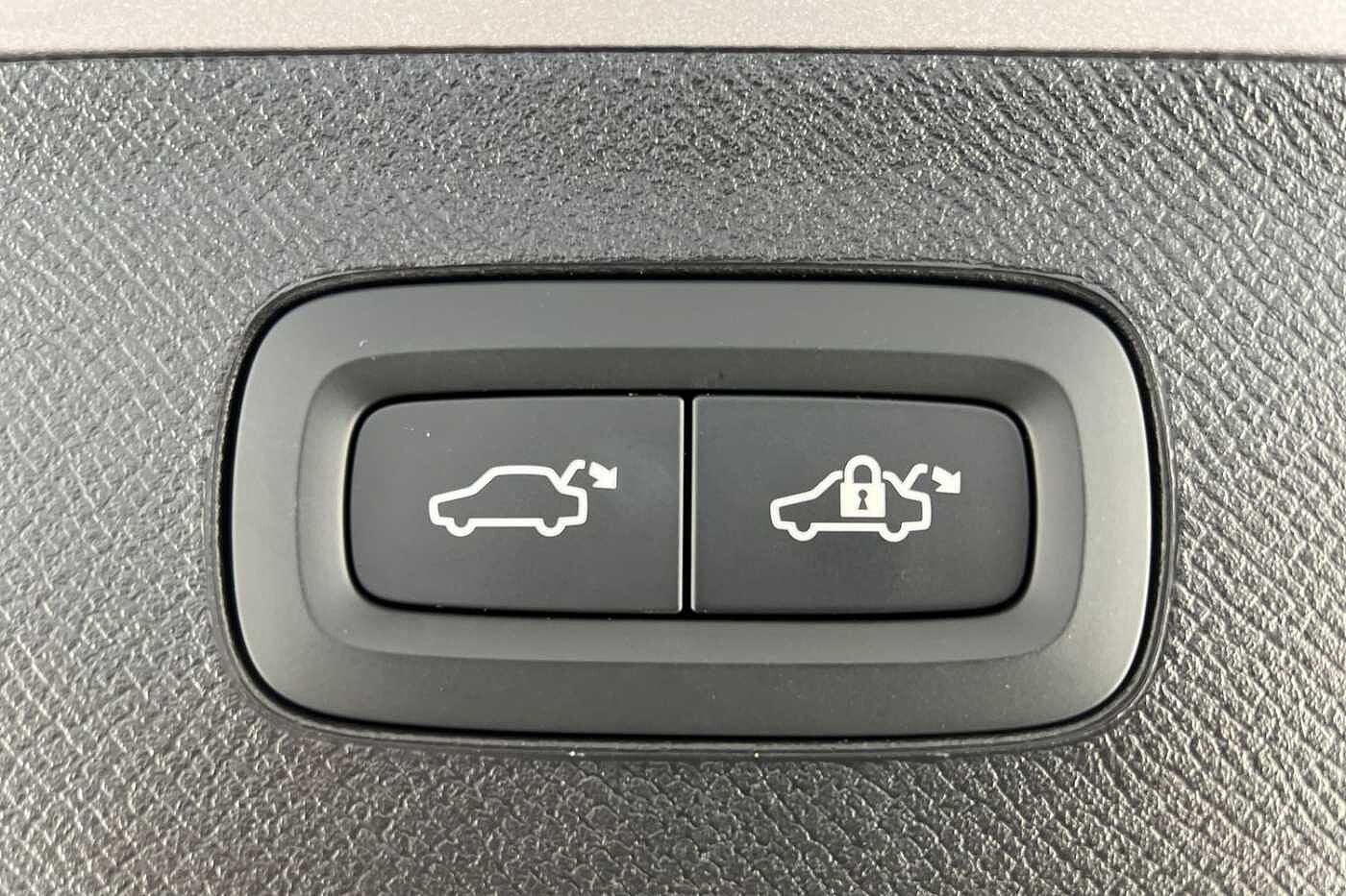 Used Volvo XC90 2025 for sale - 76008124: Photo 22