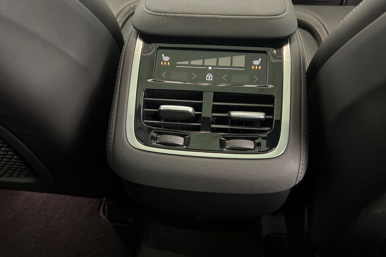 Used Volvo XC90 2025 for sale - 76008124: Photo 30