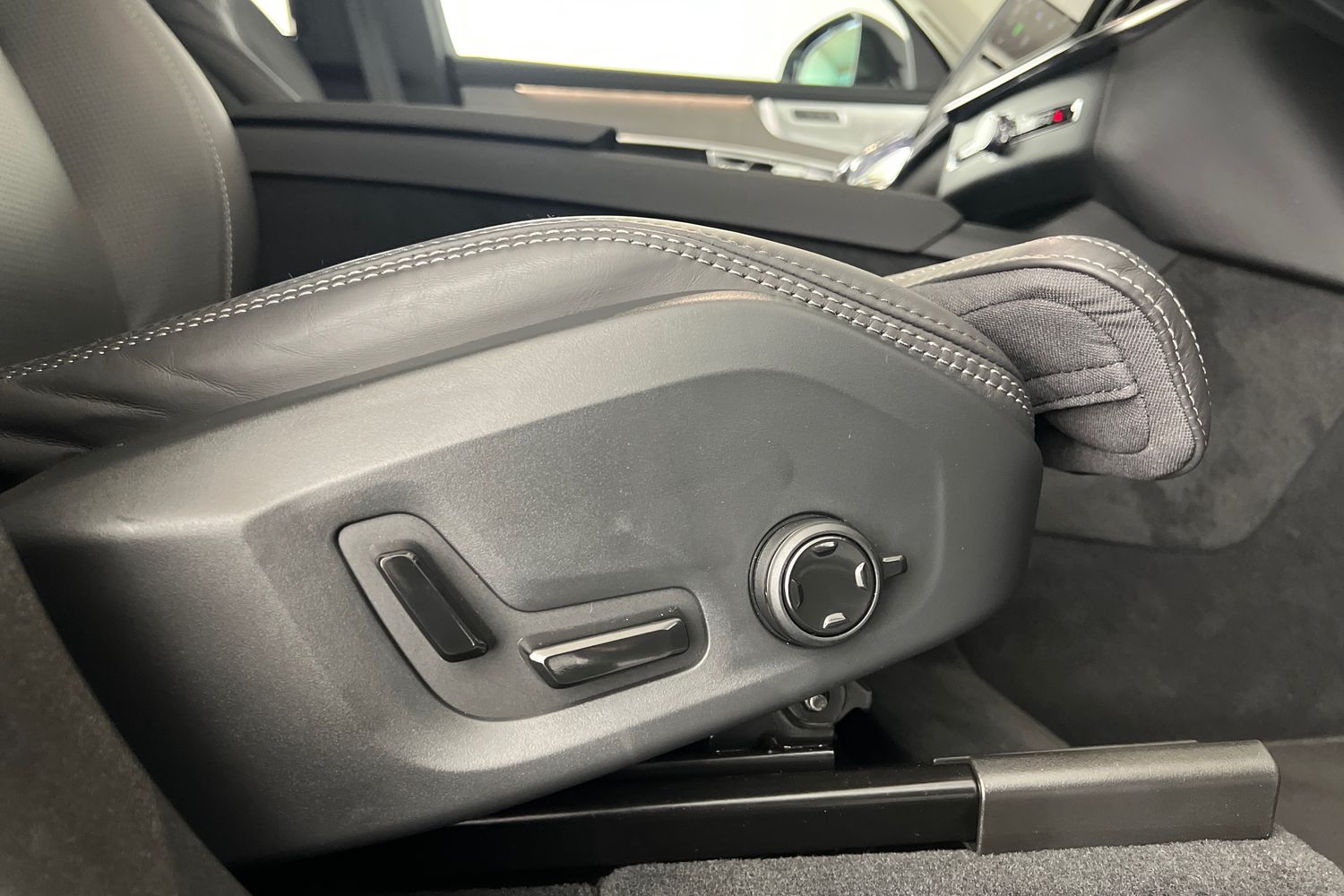 Used Volvo XC90 2025 for sale - 76008124: Photo 33