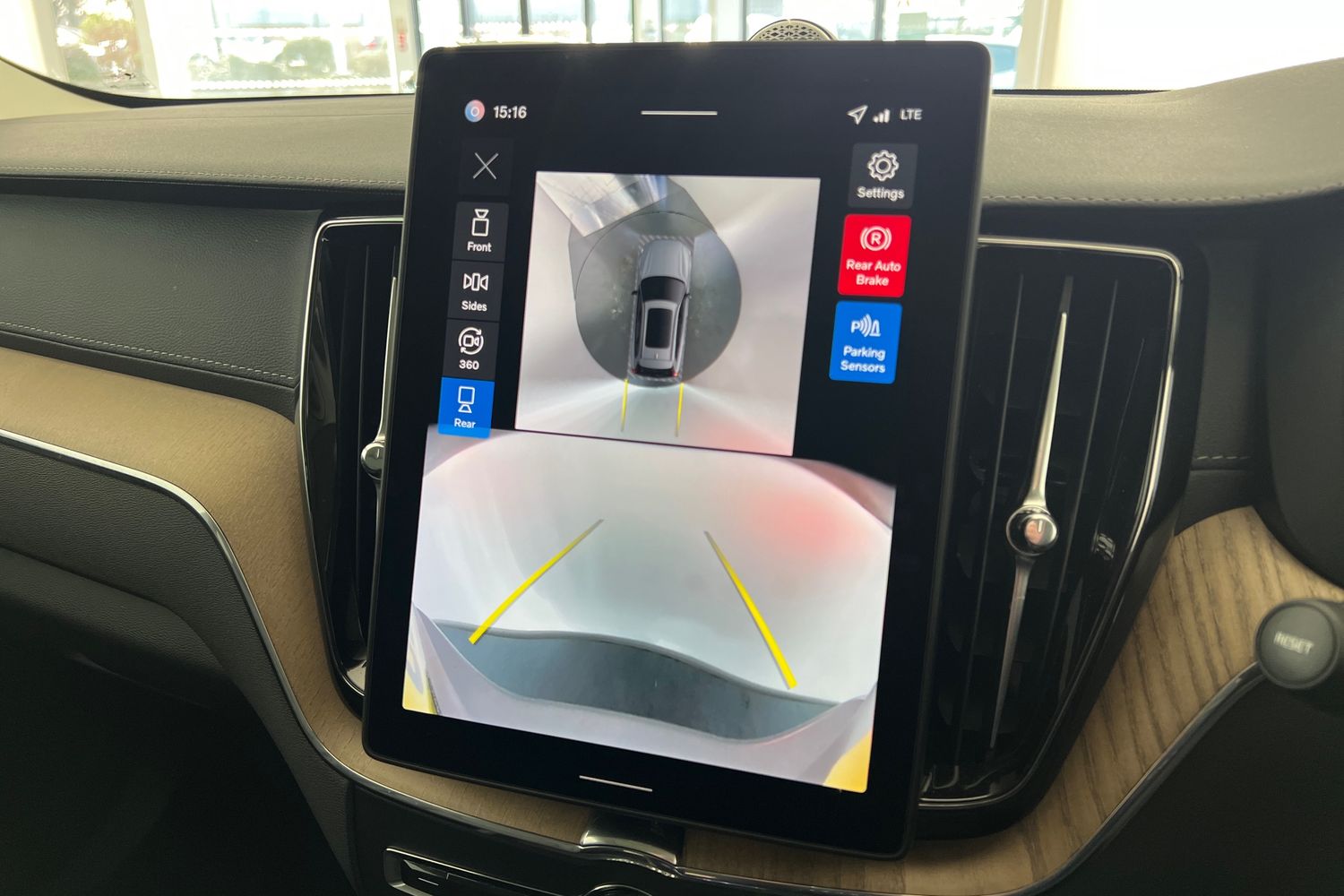 Used Volvo XC60 2025 for sale - 77504291: Photo 16