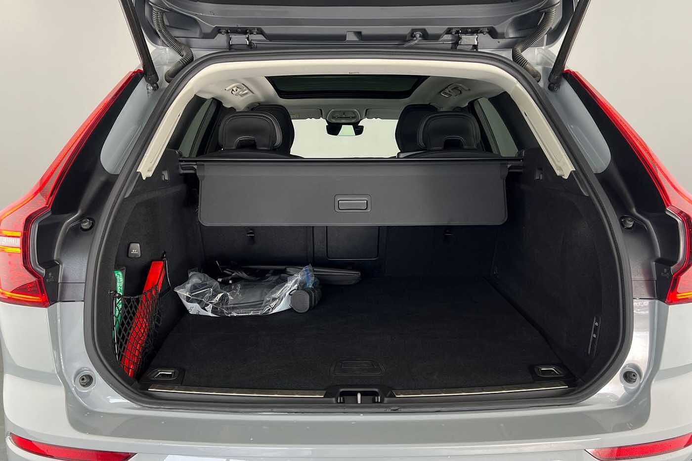 Used Volvo XC60 2025 for sale - 77504291: Photo 8