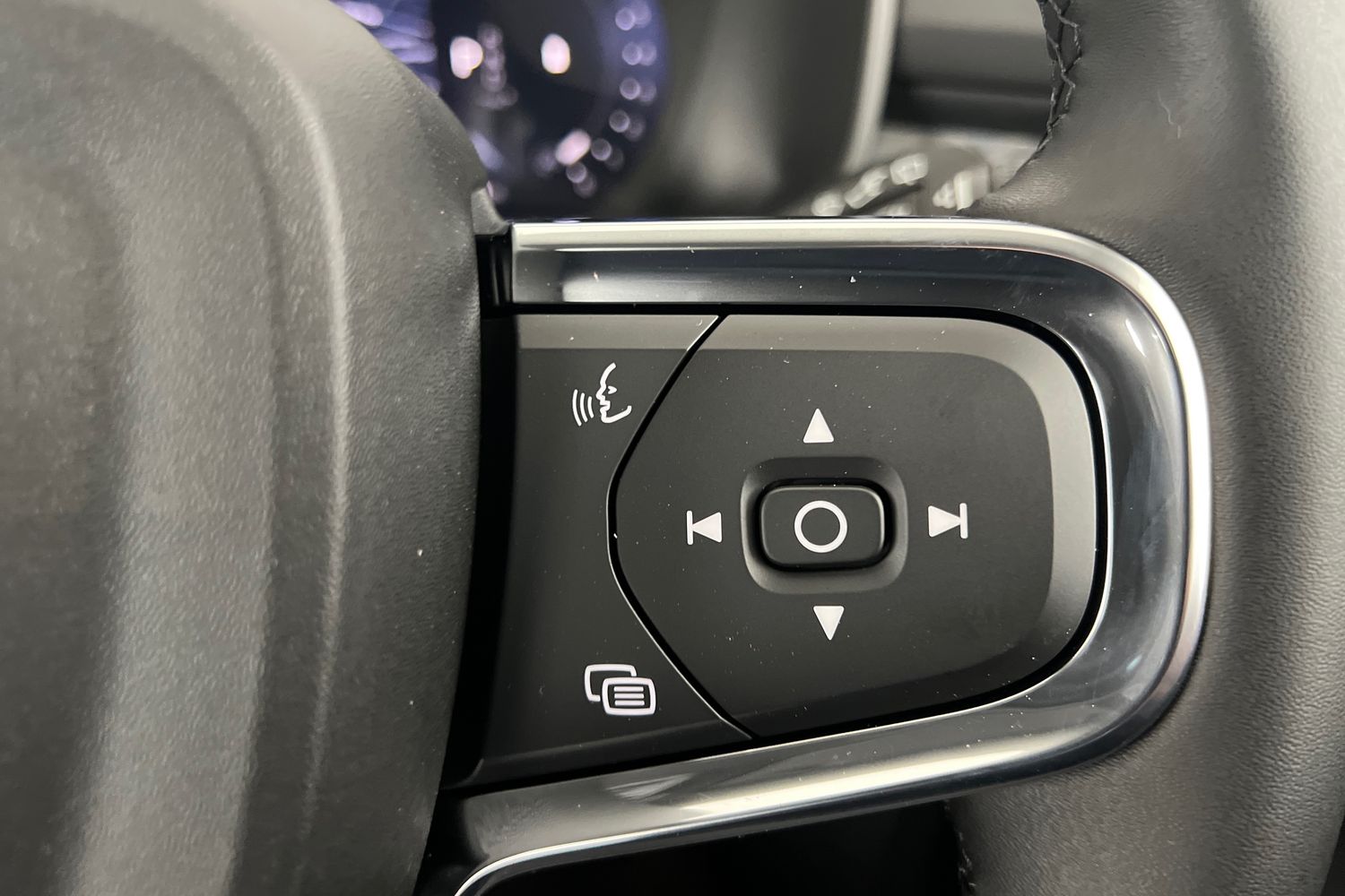 Used Volvo XC40 2025 for sale - 77545250: Photo 12