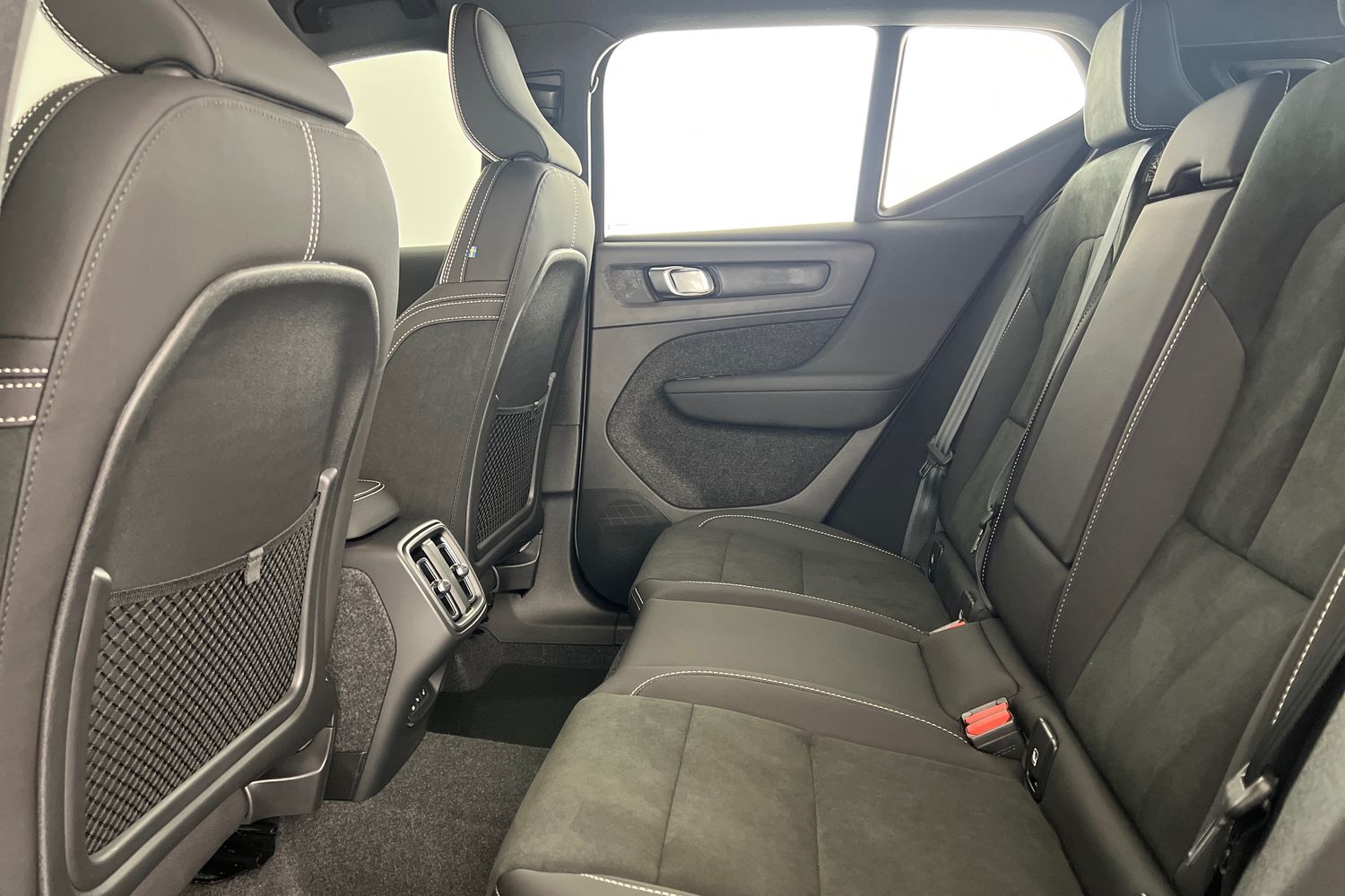 Used Volvo XC40 2025 for sale - 77545250: Photo 17