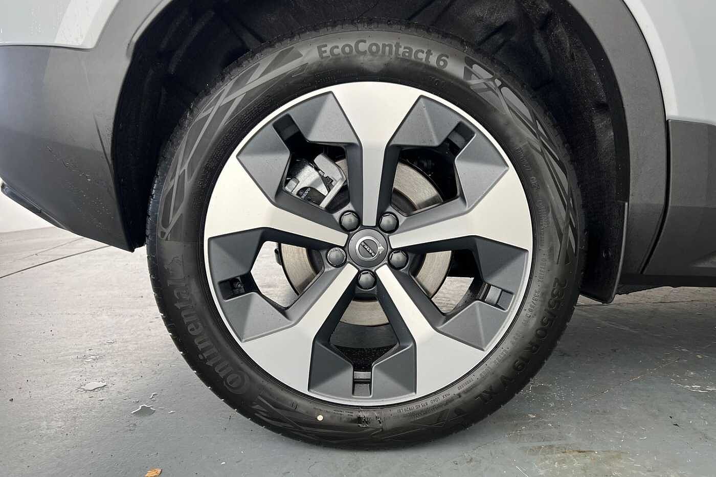 Used Volvo XC40 2025 for sale - 77545250: Photo 24