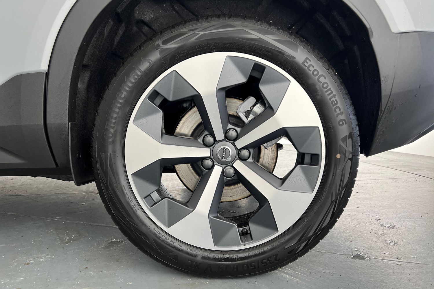 Used Volvo XC40 2025 for sale - 77545250: Photo 25