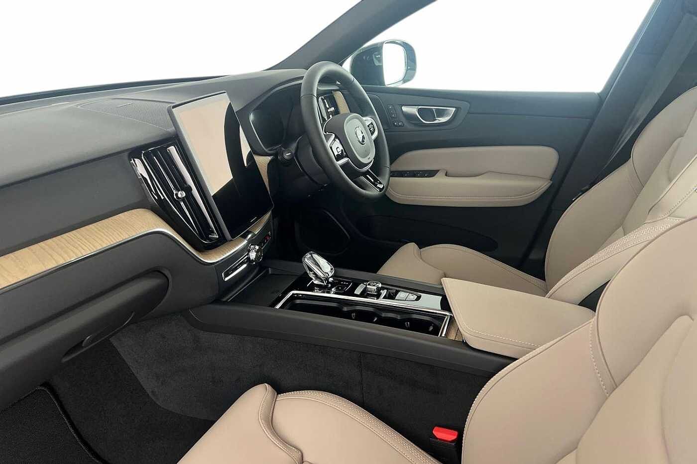 Used Volvo XC60 2025 for sale - 76008176: Photo 2