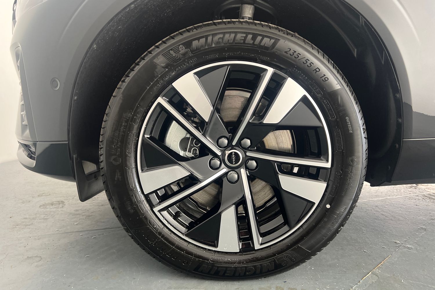 Used Volvo XC60 2025 for sale - 76008176: Photo 25