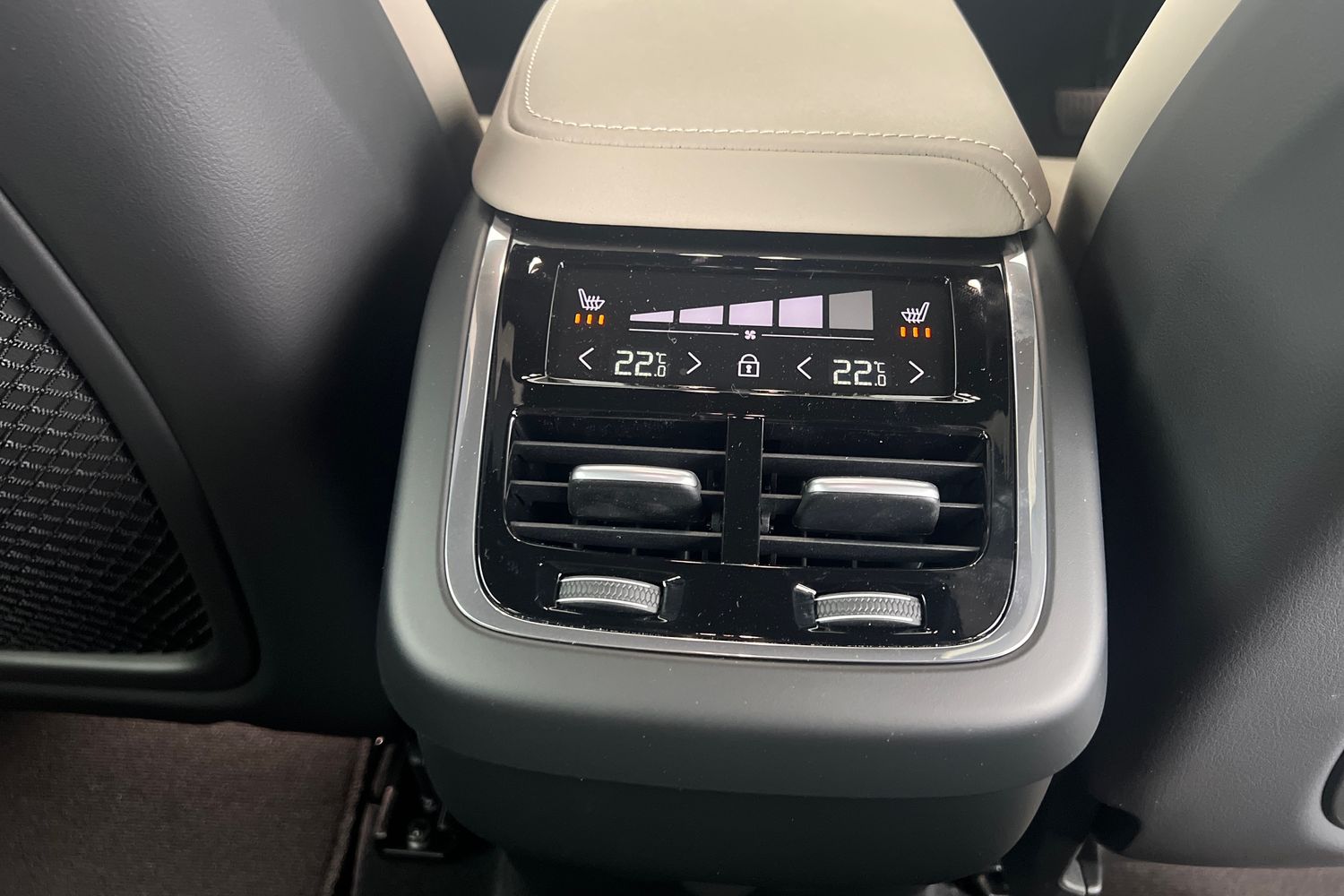 Used Volvo XC60 2025 for sale - 76008176: Photo 27