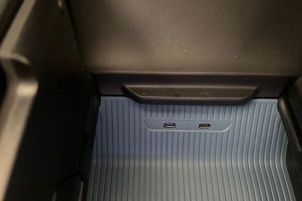 Used Volvo EX30 2025 for sale - 76254867: Photo 30