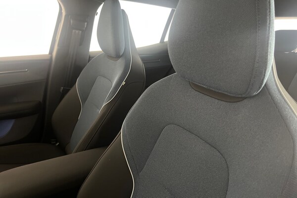 Used Volvo EX30 2025 for sale - 76254867: Photo 37