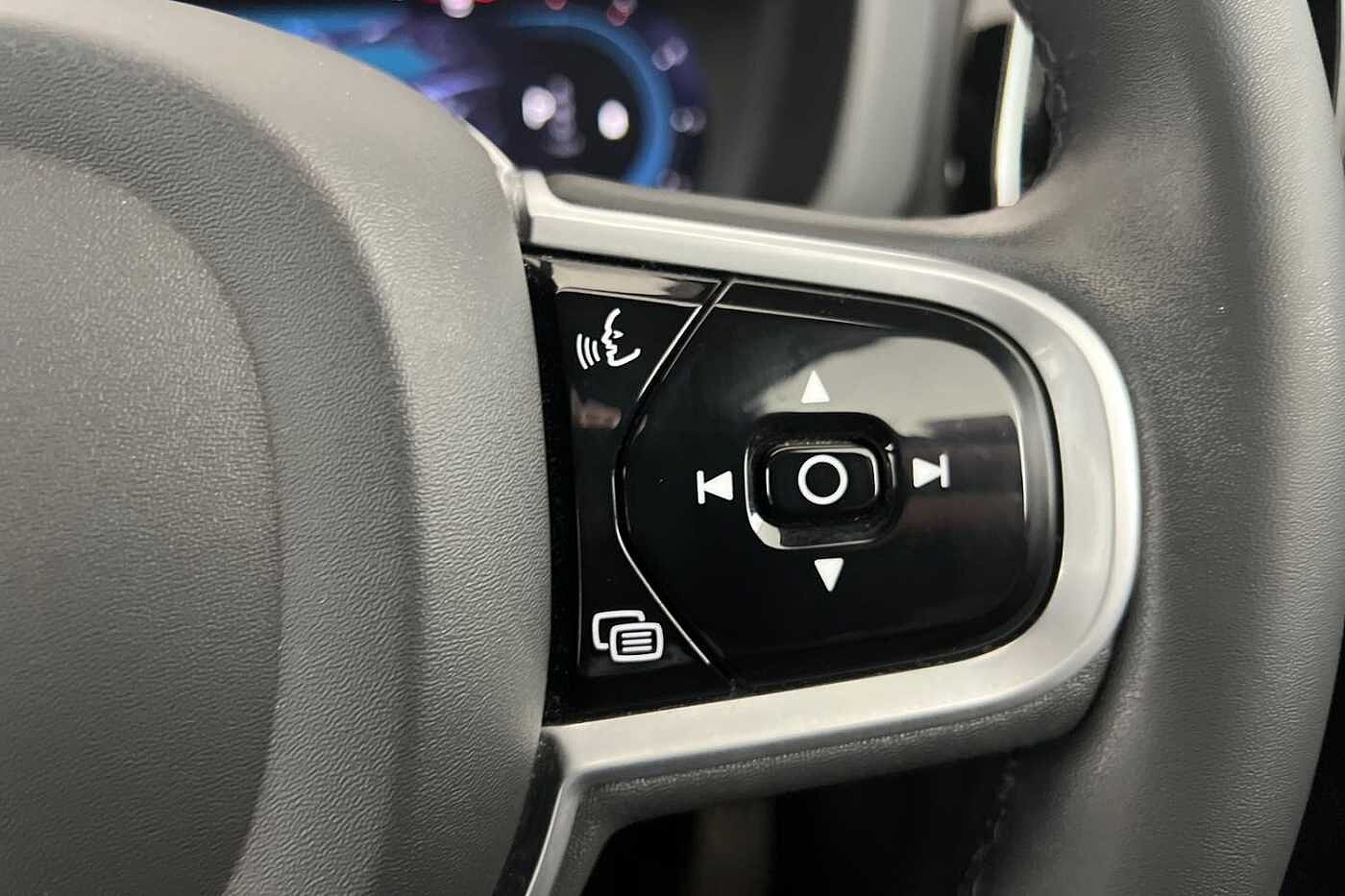 Used Volvo XC60 2022 for sale - 76796346: Photo 12