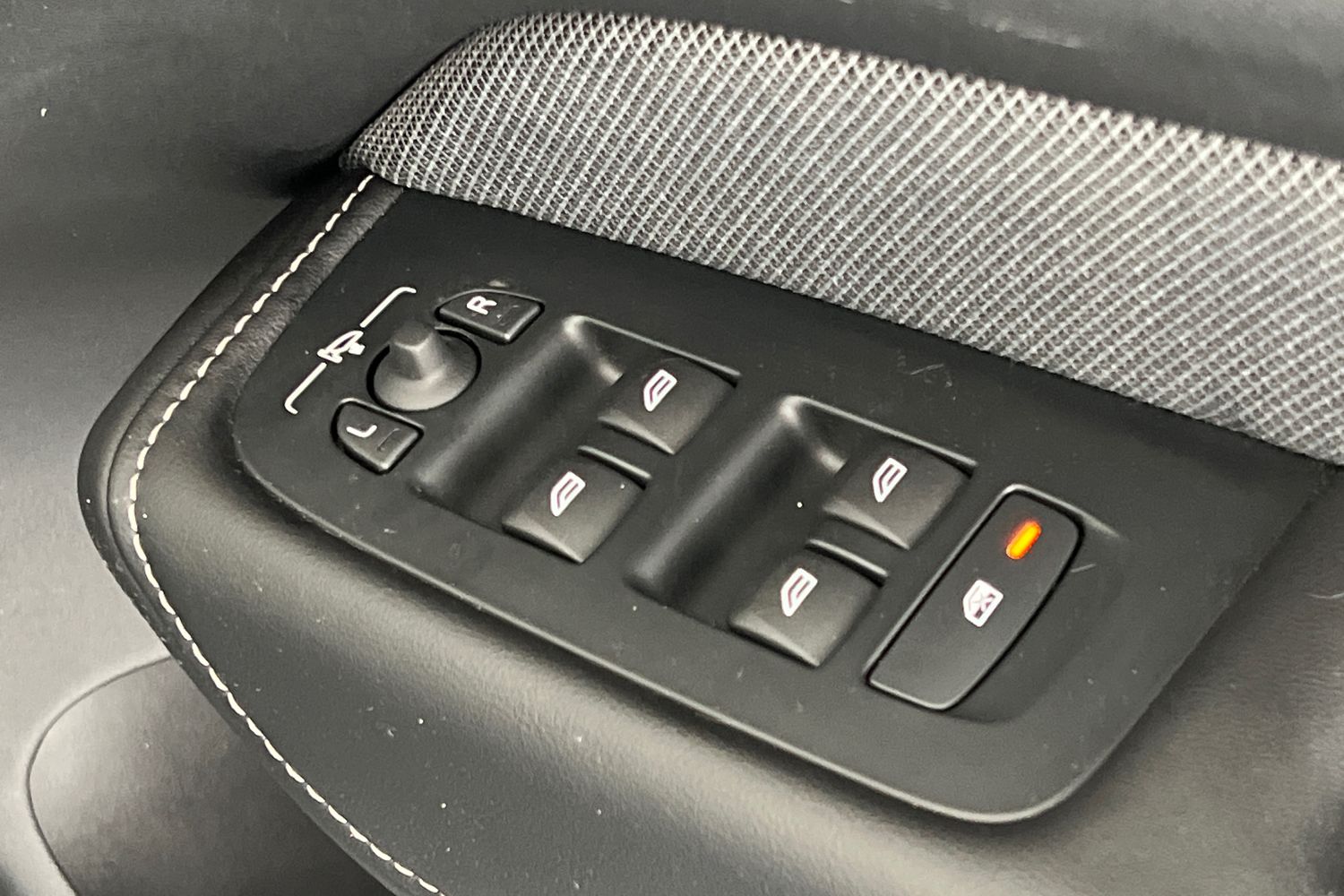 Used Volvo XC60 2022 for sale - 76796346: Photo 29