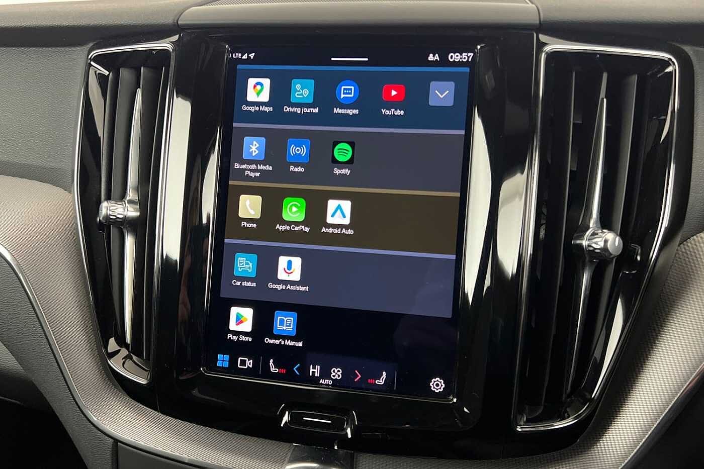 Used Volvo XC60 2022 for sale - 76796346: Photo 36