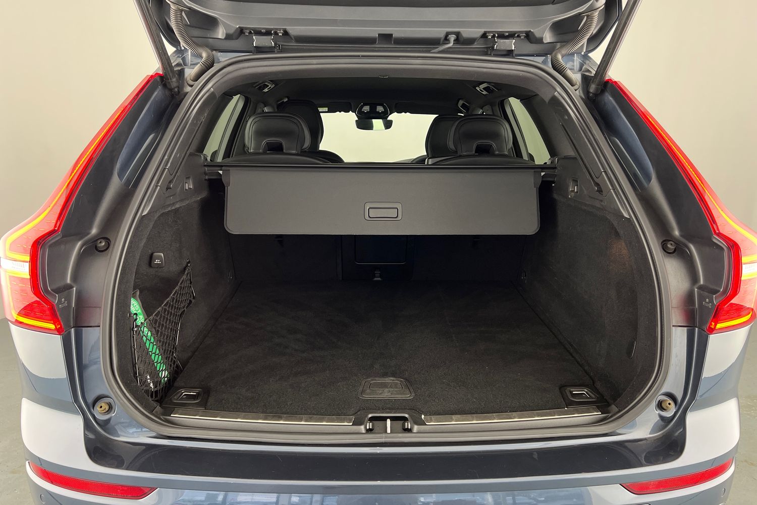 Used Volvo XC60 2022 for sale - 76796346: Photo 8