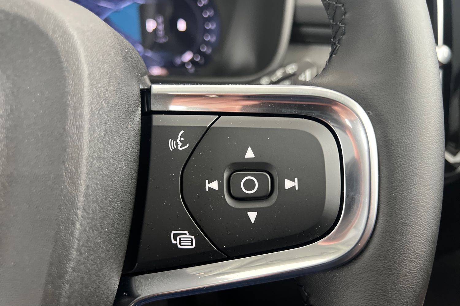 Used Volvo XC40 2025 for sale - 76221703: Photo 12