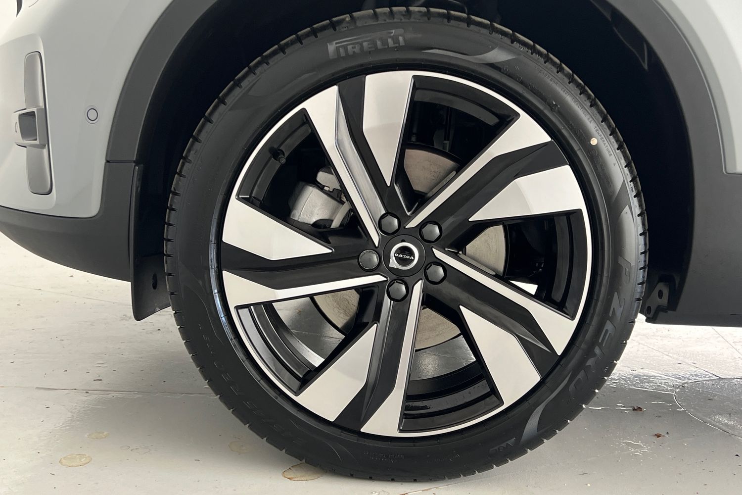 Used Volvo XC40 2025 for sale - 76221703: Photo 28