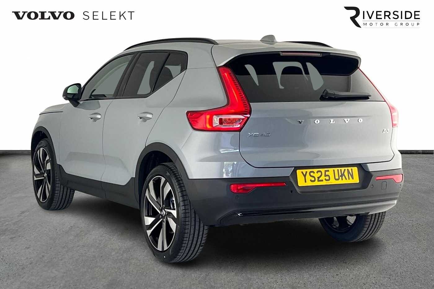 Used Volvo XC40 2025 for sale - 76221703: Photo 3