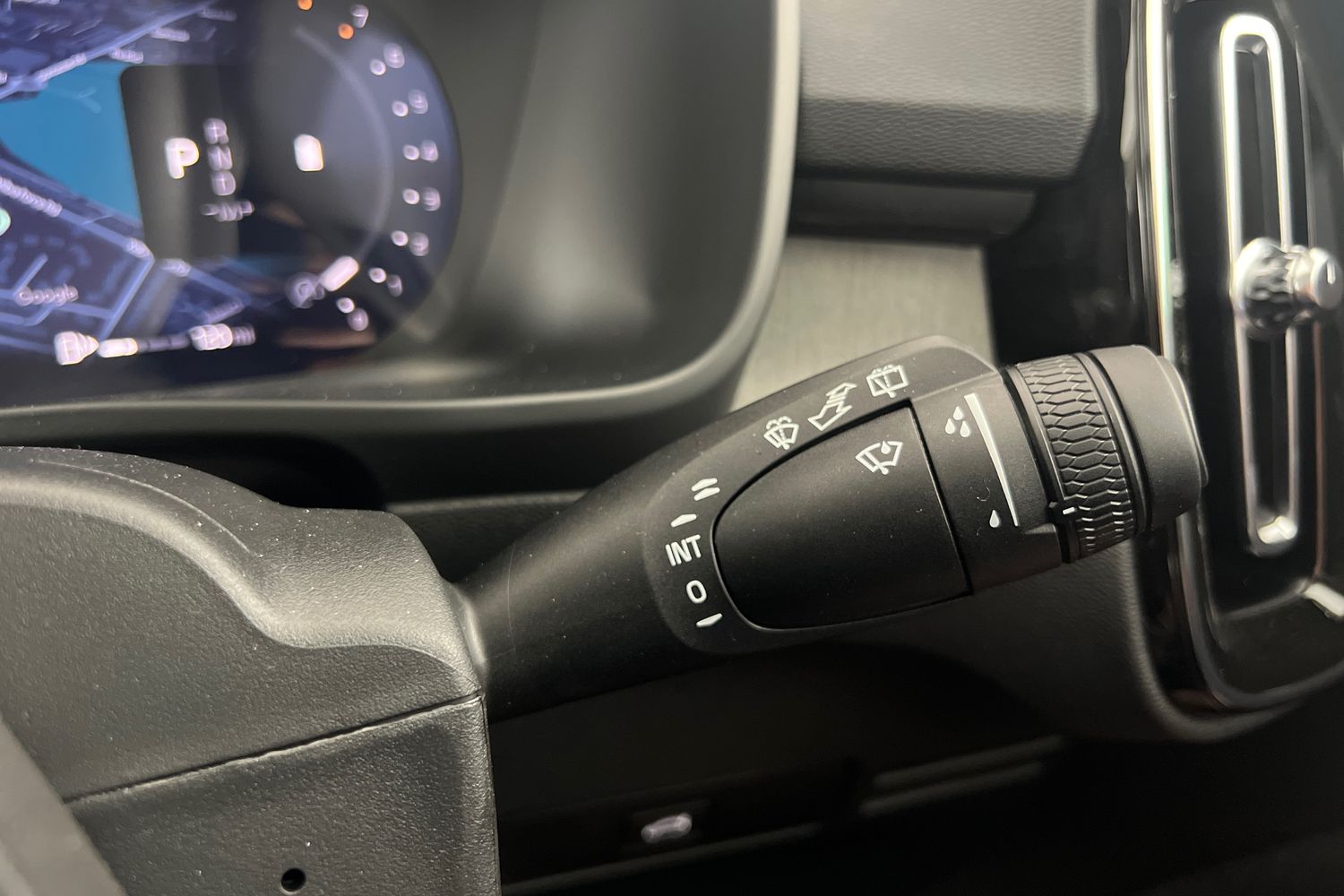 Used Volvo XC40 2025 for sale - 76221703: Photo 36