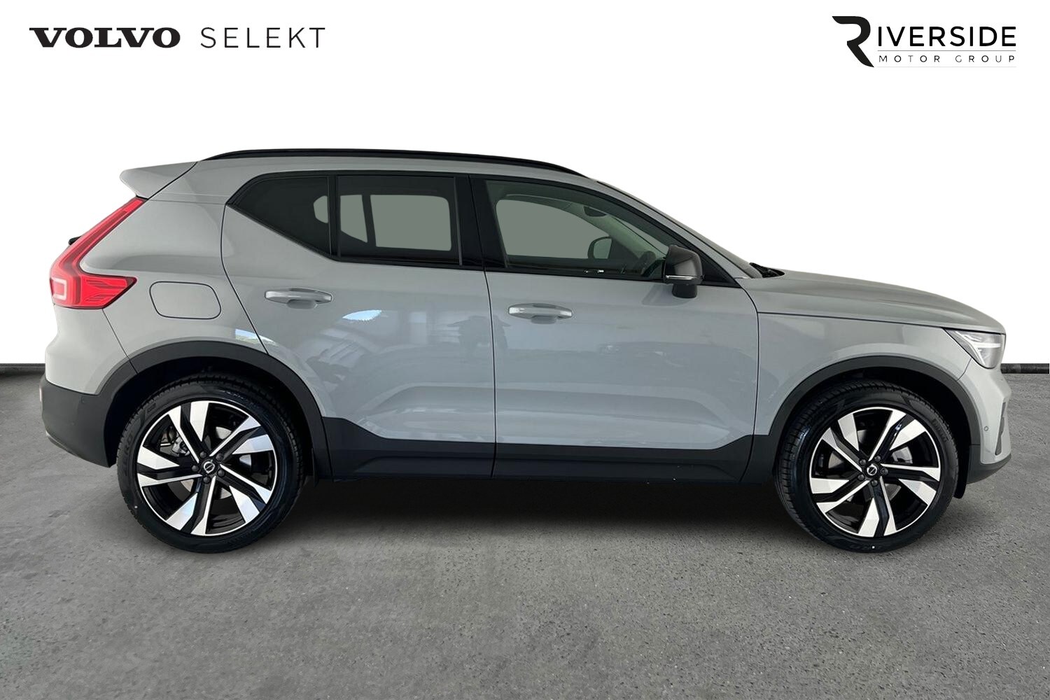 Used Volvo XC40 2025 for sale - 76221703: Photo 4
