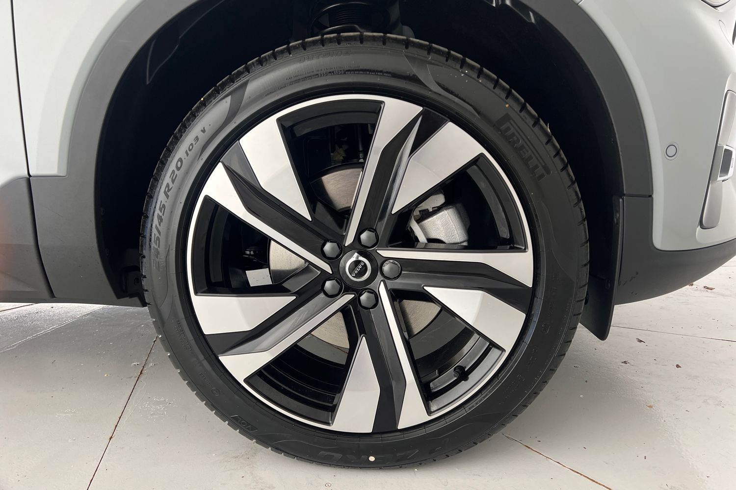 Used Volvo XC40 2025 for sale - 76221703: Photo 5