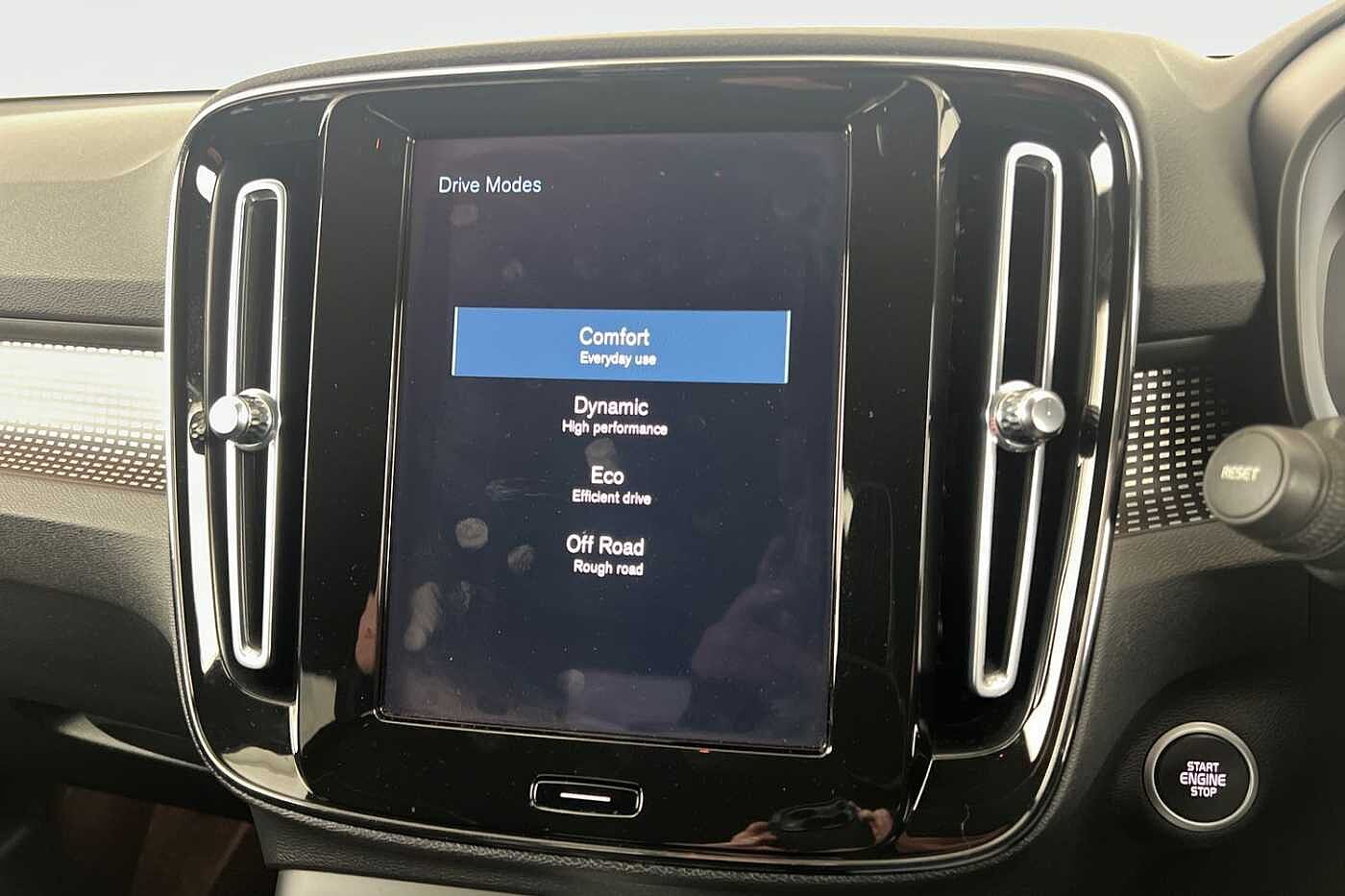 Used Volvo XC40 2021 for sale - 76796334: Photo 37