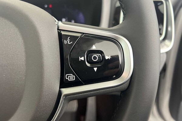 Used Volvo V60 2025 for sale - 75439806: Photo 12