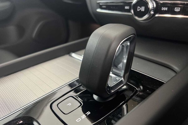 Used Volvo V60 2025 for sale - 75439806: Photo 13