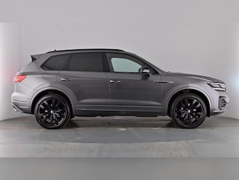 Used Volkswagen Touareg 2023 for sale - 78630115: Photo