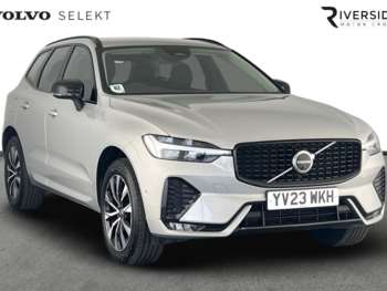 2023 - B4 Plus, AWD Mild hybrid, Diesel, Dark 5-Door