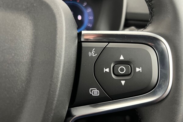 Used Volvo XC40 2024 for sale - 75439730: Photo 12