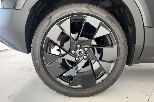 Used Volvo XC40 2024 for sale - 75439730: Photo 24
