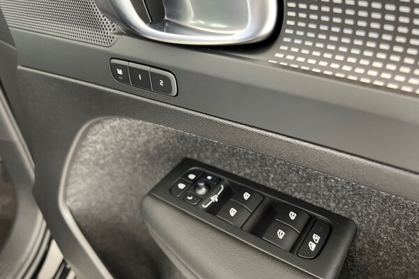 Used Volvo XC40 2024 for sale - 75439730: Photo 28