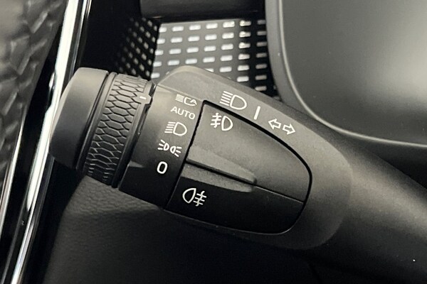 Used Volvo XC40 2024 for sale - 75439730: Photo 34