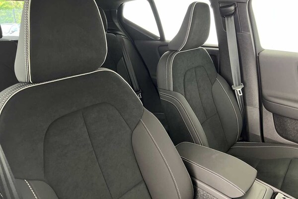 Used Volvo XC40 2024 for sale - 75439730: Photo 38