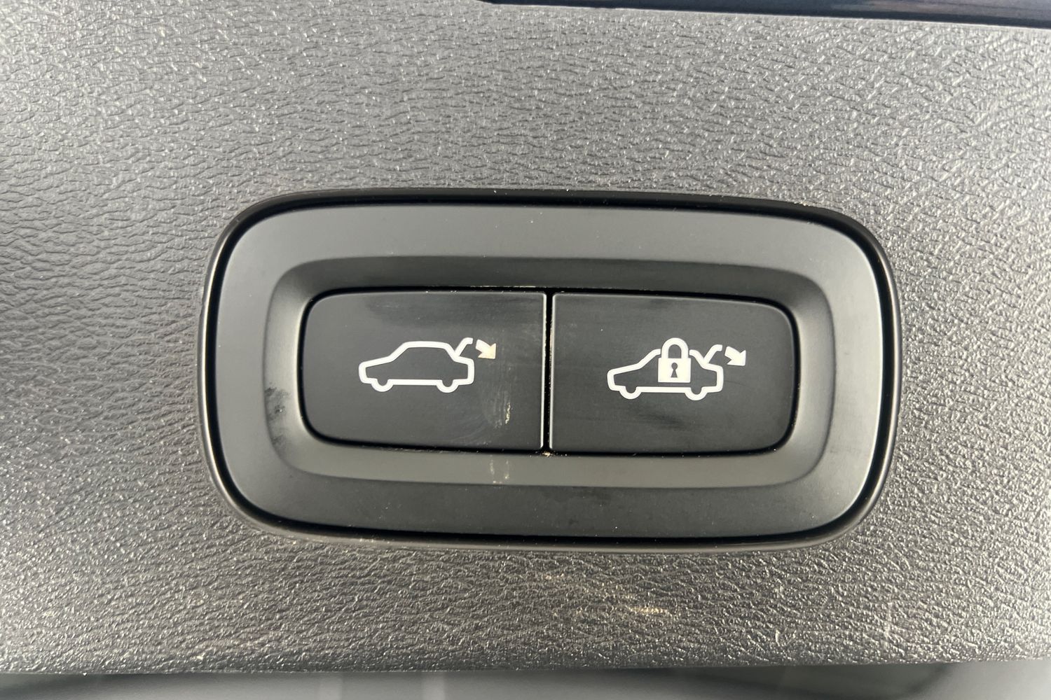 Used Volvo V60 2025 for sale - 77504285: Photo 22