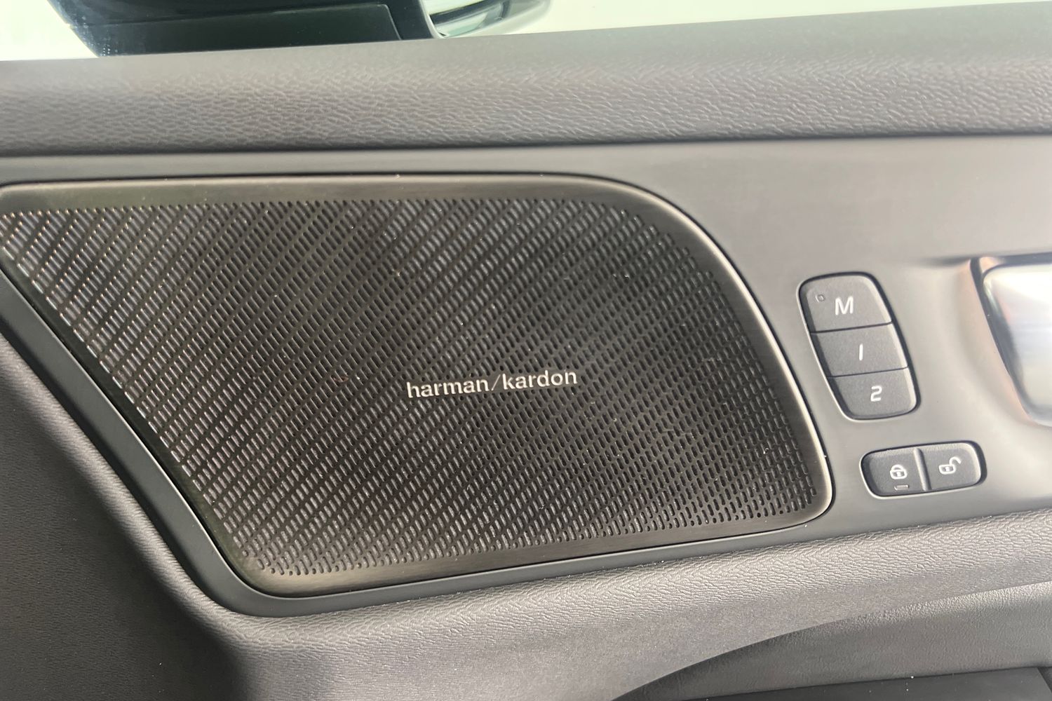 Used Volvo V60 2025 for sale - 77504285: Photo 32