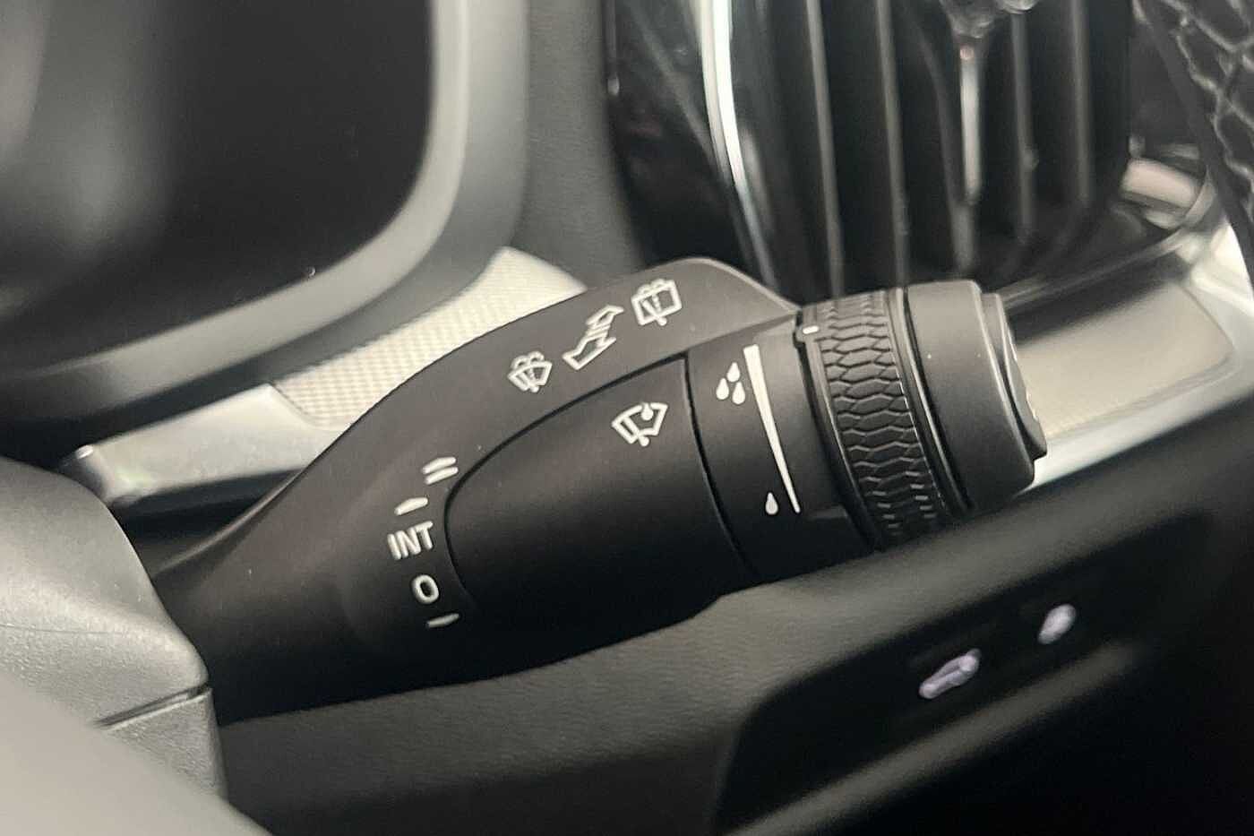 Used Volvo V60 2025 for sale - 77504285: Photo 38