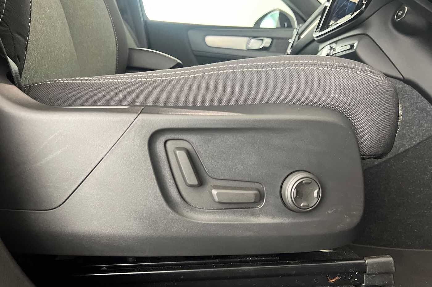 Used Volvo XC40 2022 for sale - 76630249: Photo 31