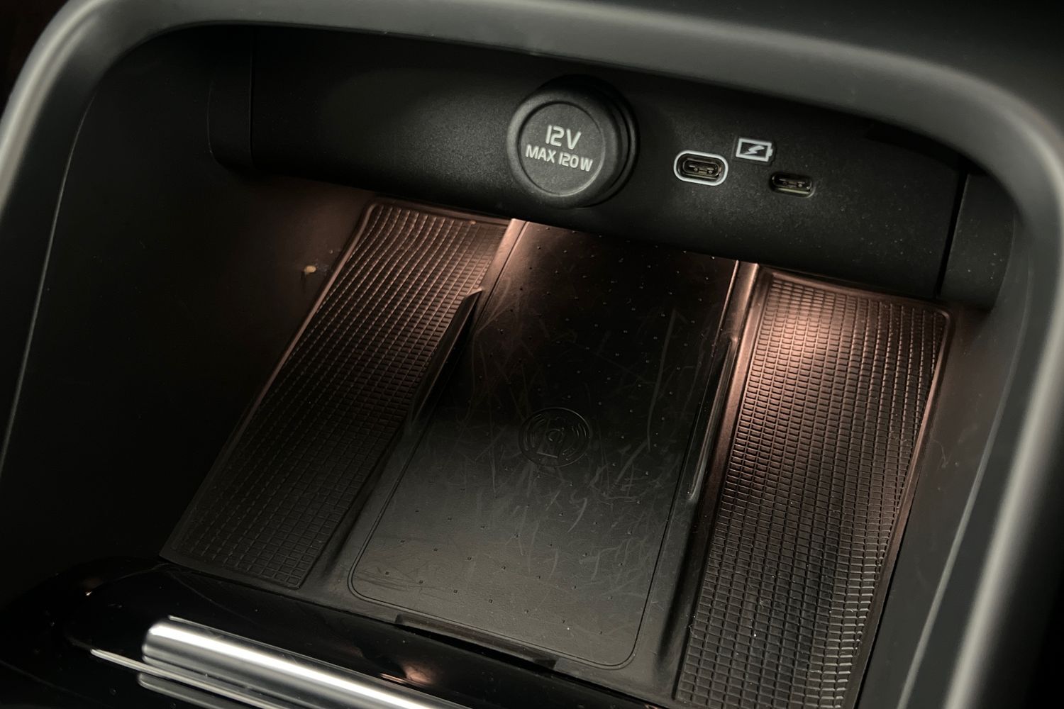 Used Volvo XC40 2022 for sale - 76630249: Photo 36