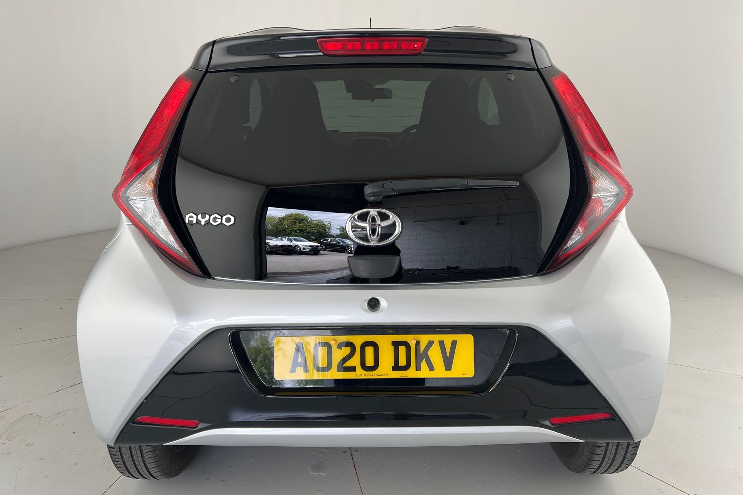 Vehicle 21