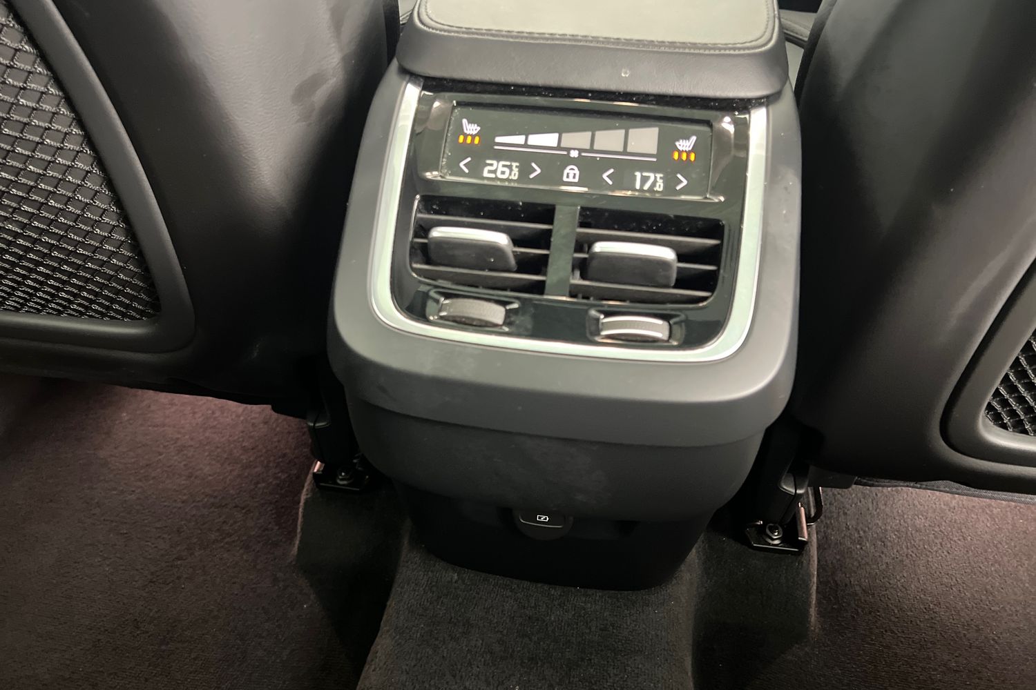 Vehicle 33